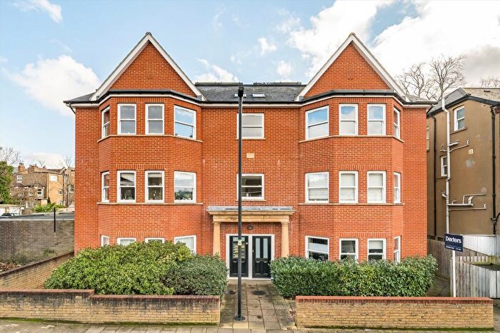 3 Bedroom Flat For Sale In Pathfield Road, Streatham, SW16