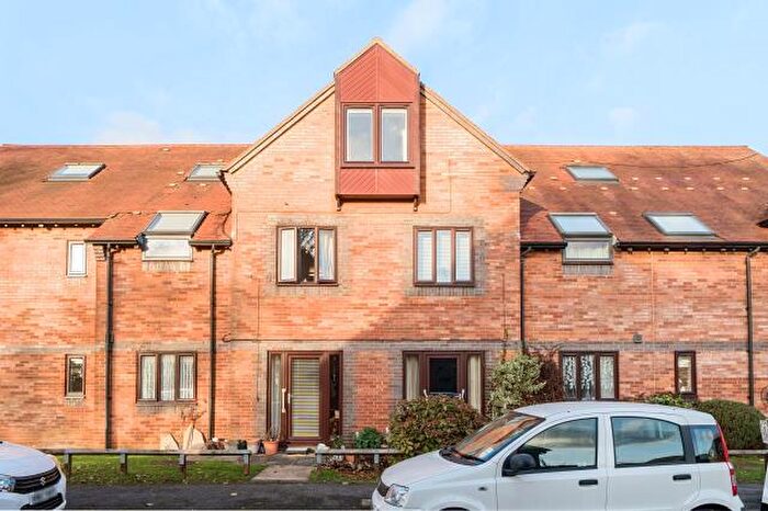 1 Bedroom Apartment For Sale In Sharman Beer Court, Thame, OX9