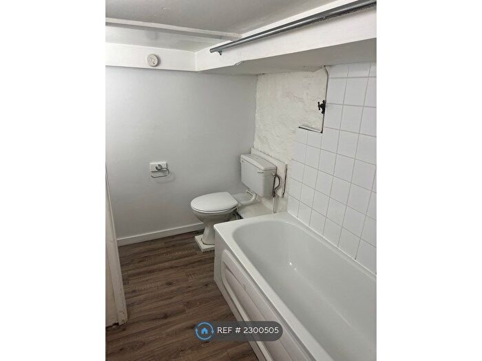 1 Bedroom Flat To Rent In Lodge Place, Bristol, BS1