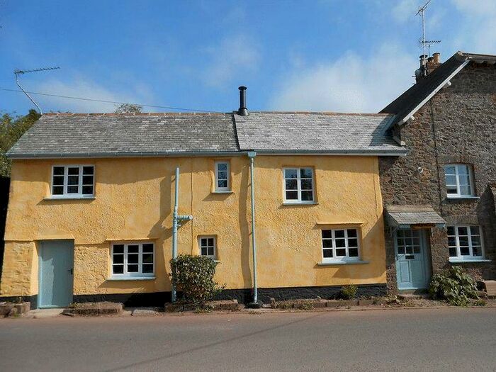 3 Bedroom Semi-Detached House To Rent In Essington, North Tawton, EX20