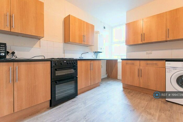 2 Bedroom Flat To Rent In Bath Road, Buxton, SK17
