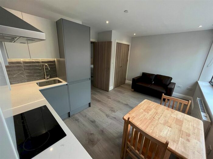 1 Bedroom Flat To Rent In Flat Francis House, - Barking Road, London, E13