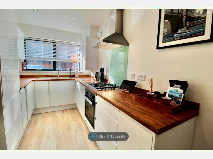 3 Bedroom Terraced House To Rent In Nottingham, Nottingham, NG2