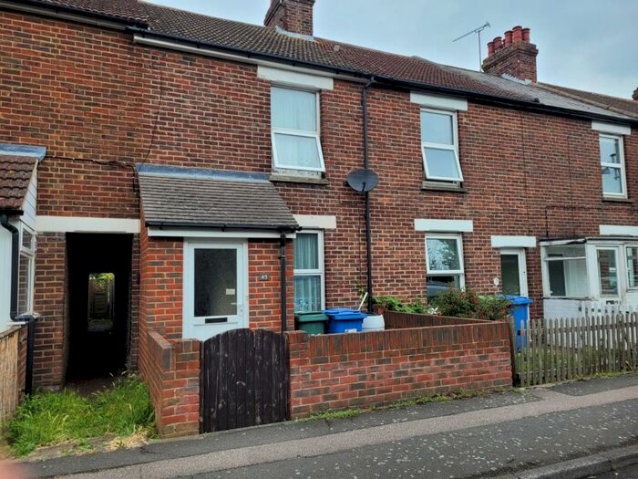 3 Bedroom House To Rent In Church Road, Murston, ME10