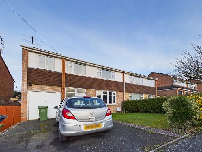 4 Bedroom Semi-Detached House For Sale In Waterloo Road, Bewdley, DY12