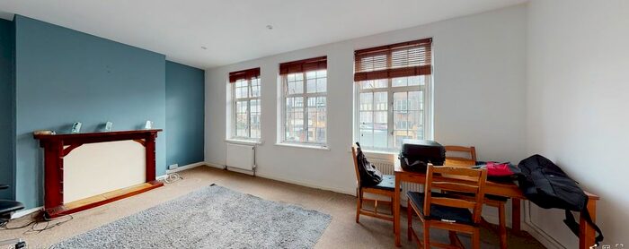 4 Bedroom Maisonette To Rent In Russell Parade, Russell Hill Road, Purley, Surrey, CR8