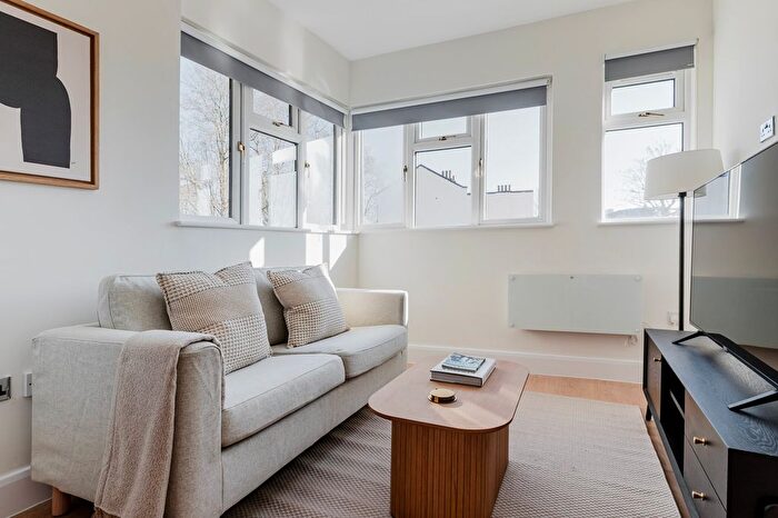 1 Bedroom Flat To Rent In Lambeth, SW8