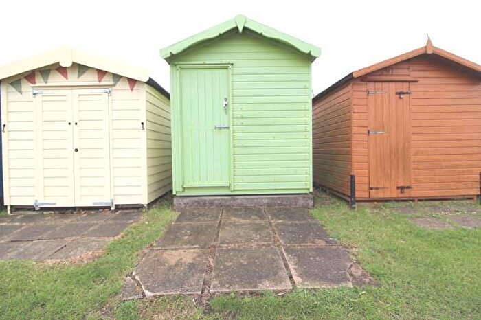 Lodge For Sale In Promenade Way, Brightlingsea, Essex, CO7