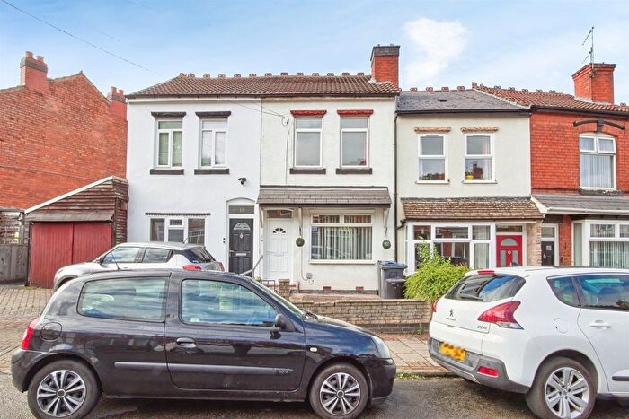 3 Bedroom Terraced House For Sale In Windsor Road, Stirchley, Birmingham, B30