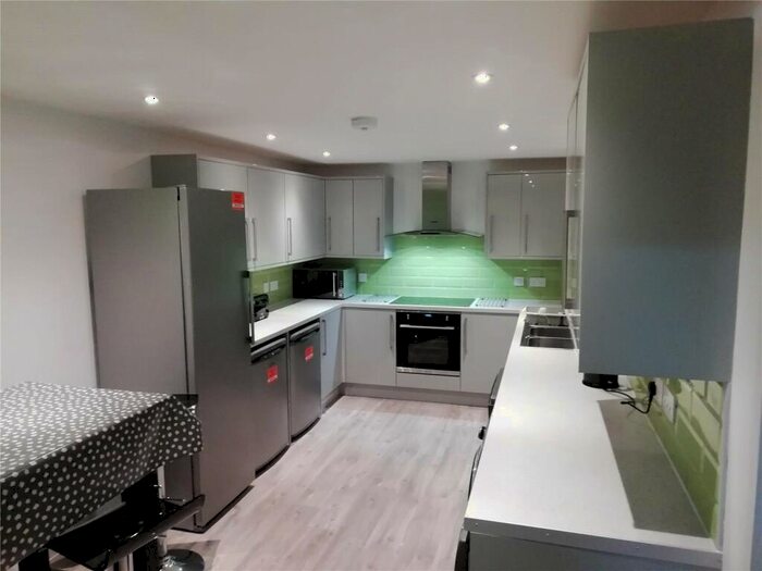 6 Bedroom Terraced House To Rent In Gordon Terrace, Garth Road, Bangor, LL57