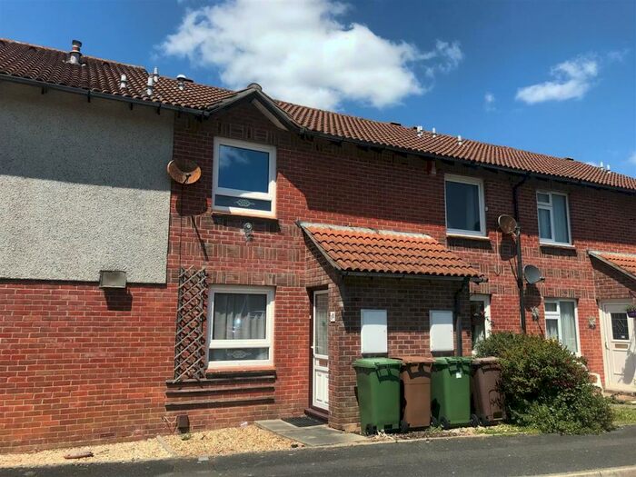 2 Bedroom Terraced House To Rent In Staddiscombe, Plymouth, PL9