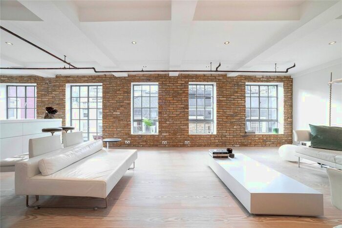 1 Bedroom Flat To Rent In Richmond Mews, London, W1D