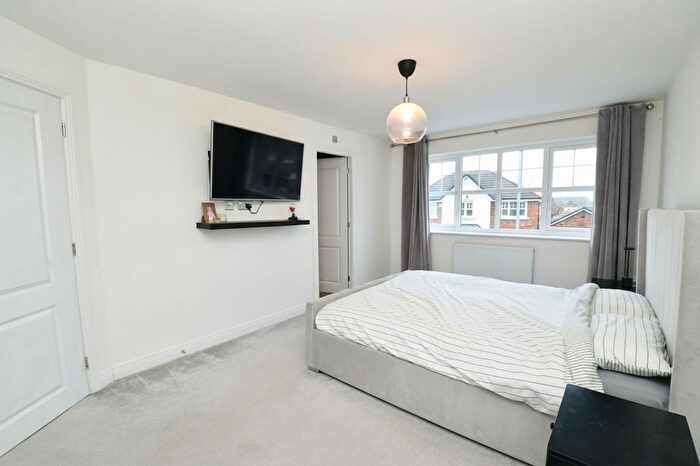 4 Bedroom Detached House For Sale In Thistle Croft, Tyldesley, M29