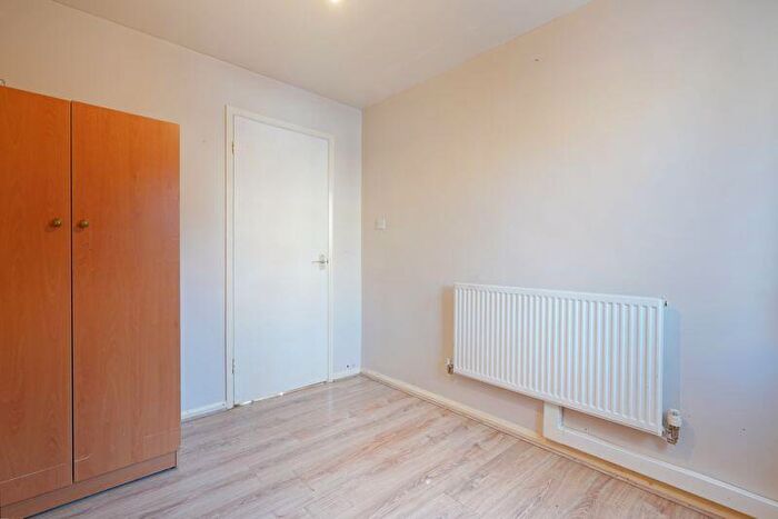 2 Bedroom Apartment To Rent In Spital Street, Sheffield, S3