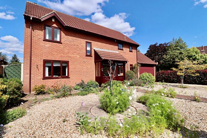 4 Bedroom Detached House For Sale In Lady Frances Drive, Market Rasen, LN8