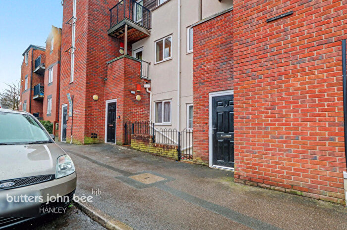 2 Bedroom Apartment To Rent In Salisbury Street, Leek, ST13