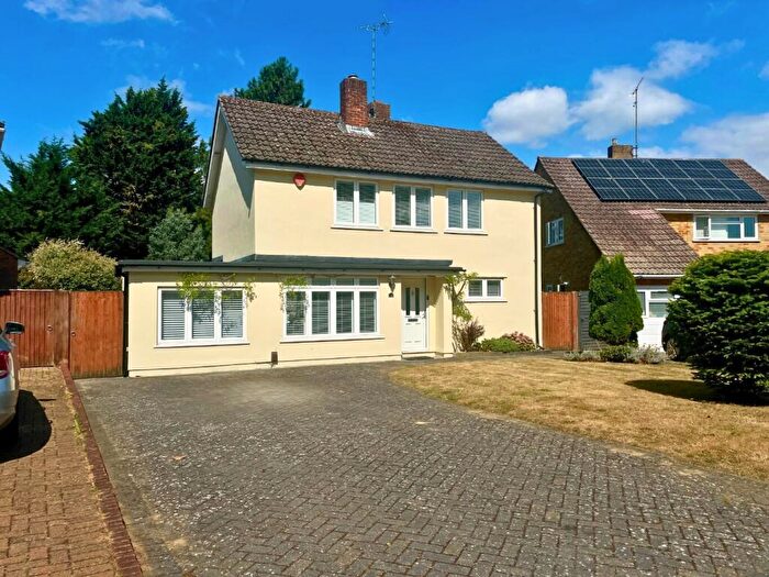 3 Bedroom Detached House To Rent In Raggleswood Close, Earley, Reading, RG6
