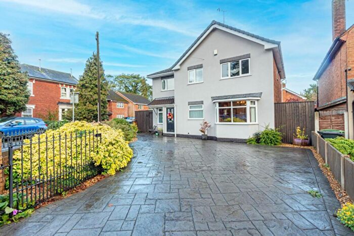 5 Bedroom Detached House For Sale In Heath Street, Stourbridge, DY8