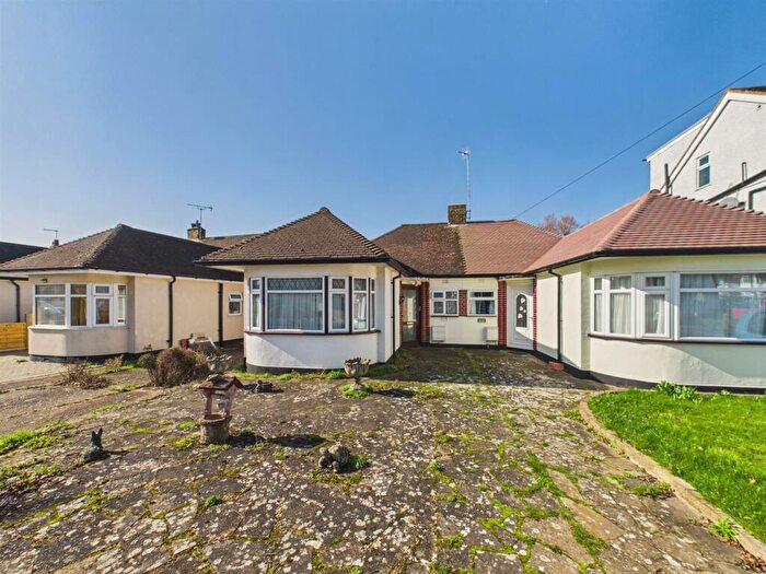2 Bedroom Semi-Detached Bungalow For Sale In Pavilion Way, Ruislip, HA4