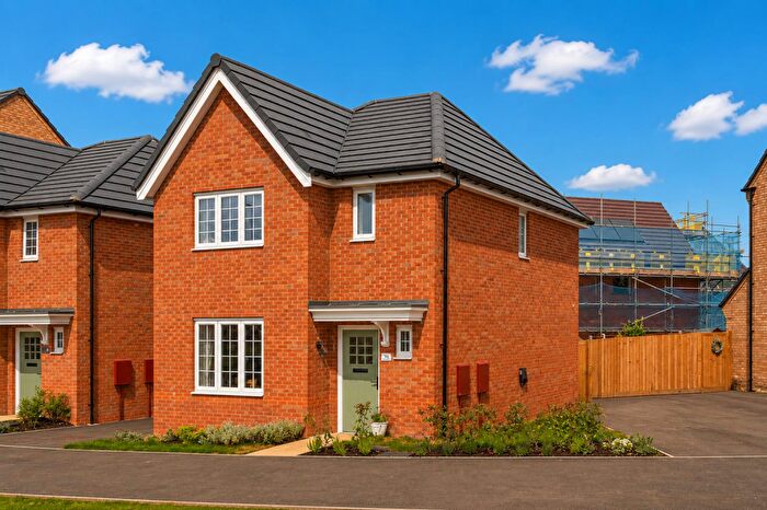 3 Bedroom House For Sale In Dunlin Drive, Desborough, NN14
