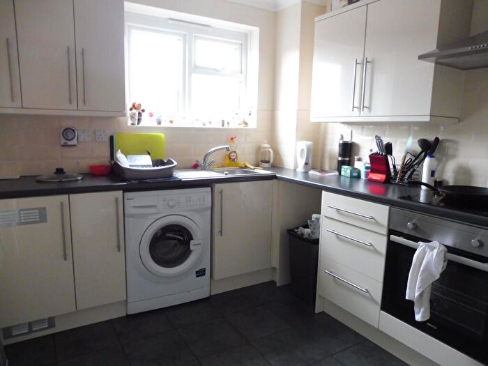 2 Bedroom Apartment To Rent In Fellowes Gardens, Peterborough, PE2