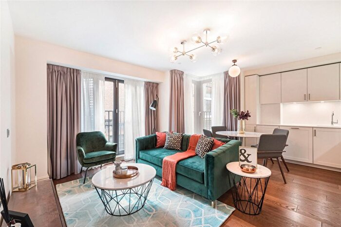 1 Bedroom Flat To Rent In Richmond Buildings, London, W1D