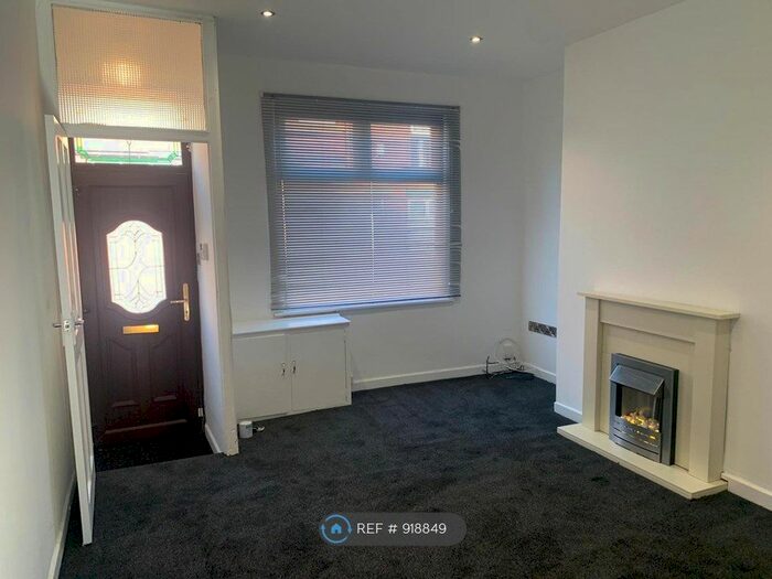 2 Bedroom Terraced House To Rent In Thorne Street, Farnworth, Bolton, BL4