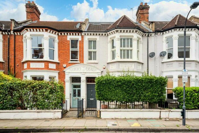 5 Bedroom Terraced House To Rent In Pennard Road, London, W12