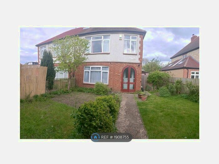 4 Bedroom Semi-Detached House To Rent In High Street, Cambridge, CB4