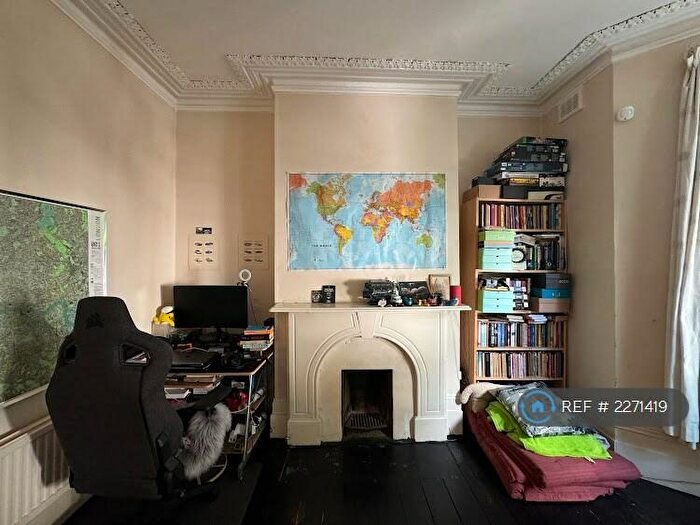 1 Bedroom Flat To Rent In London, London, N16