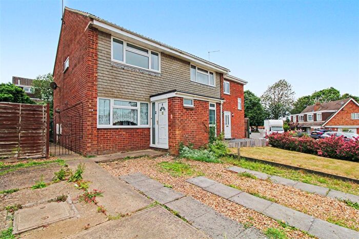 2 Bedroom Semi-detached House For Sale In Fair Lane, Thrapston, NN14