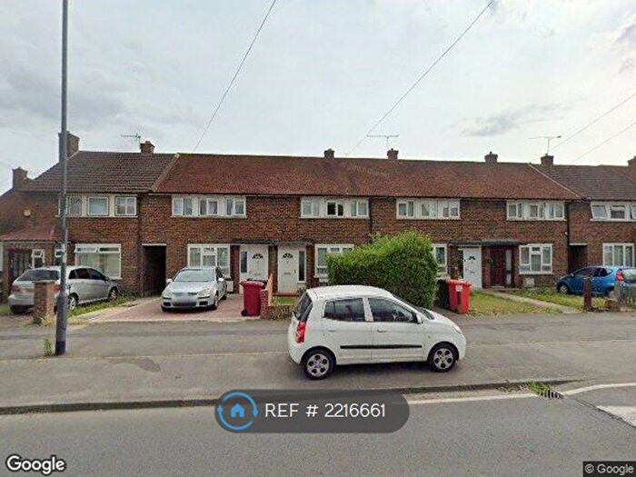 2 Bedroom Terraced House To Rent In Trelawney Avenue, Slough, SL3