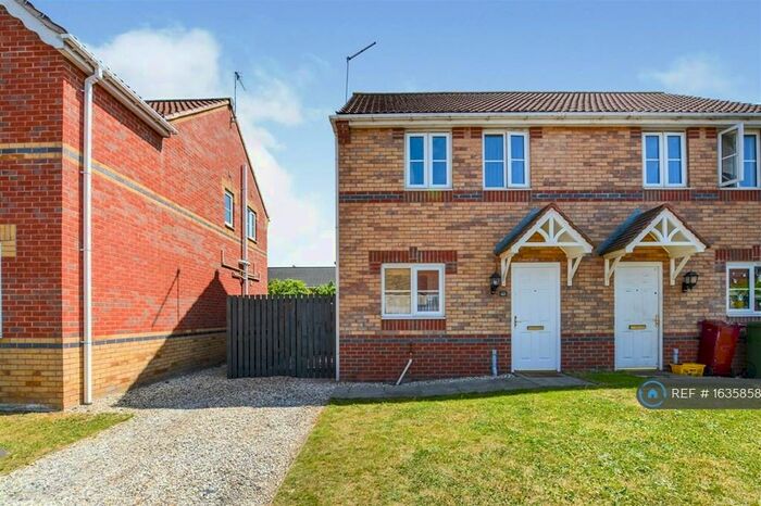 3 Bedroom Semi-Detached House To Rent In Granville Road, Scunthorpe, DN15