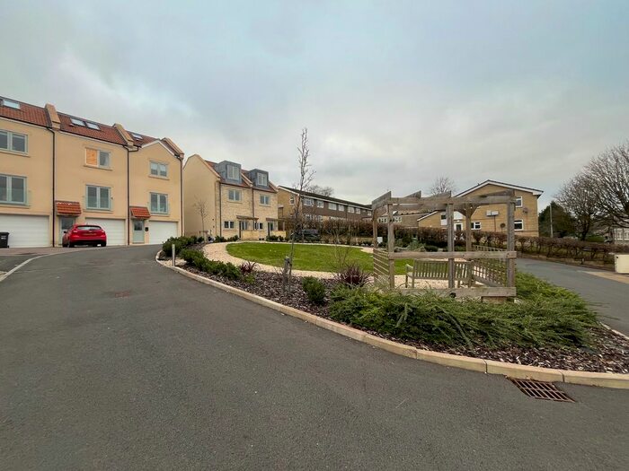 3 Bedroom Property To Rent In Eastgate Court, Frome, BA11