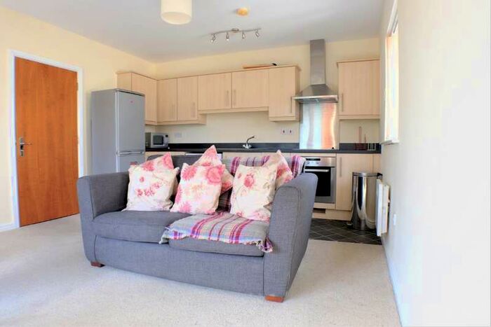 2 Bedroom Apartment To Rent In Clayton Drive Pontarddulais, Swansea, SA4