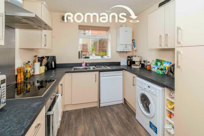 6 Bedroom Semi-Detached House To Rent In Stanmore, Winchester, SO22