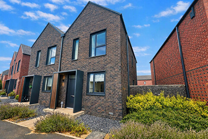 3 Bedroom Semi Detached House For Sale In Park View, Houlton, Rugby, CV23