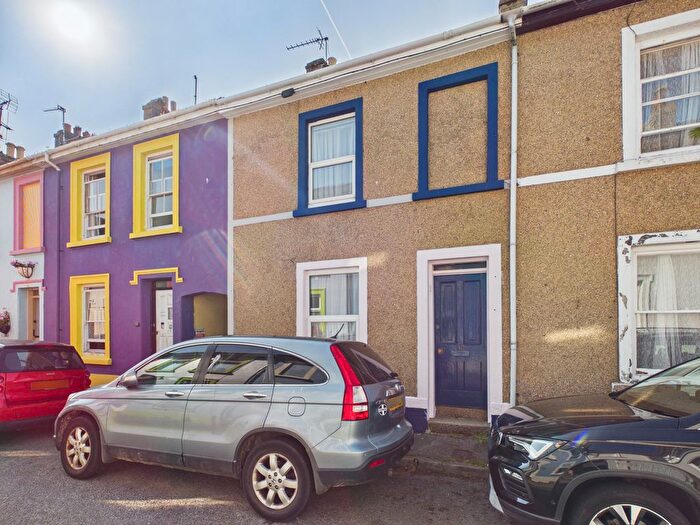 3 Bedroom Property For Sale In Daniel Place, Penzance - Close To Seafront, TR18