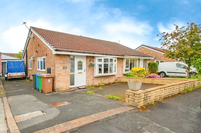 2 Bedroom Semi Detached Bungalow For Sale In Highwood, Rochdale, OL11