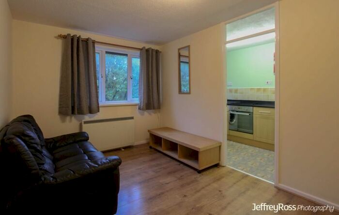 1 Bedroom Flat To Rent In Forest View, Fairwater, Cardiff, CF5