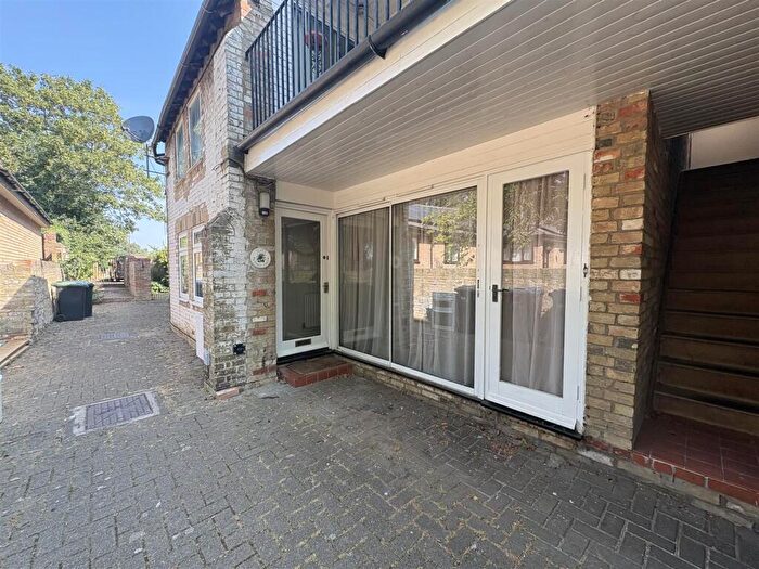 1 Bedroom Flat To Rent In Market Street, Soham, CB7