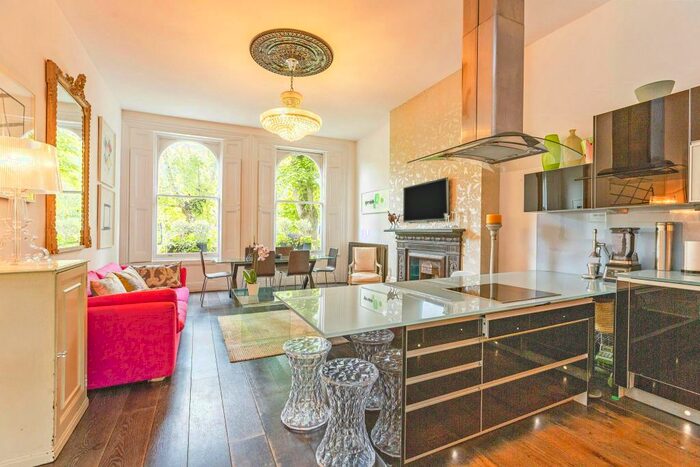 2 Bedroom Flat To Rent In Highbury Hill, N5