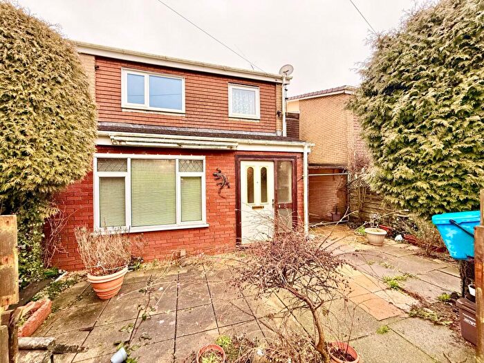 4 Bedroom Terraced House For Sale In Pisgah Close, Talywain, Pontypool, NP4