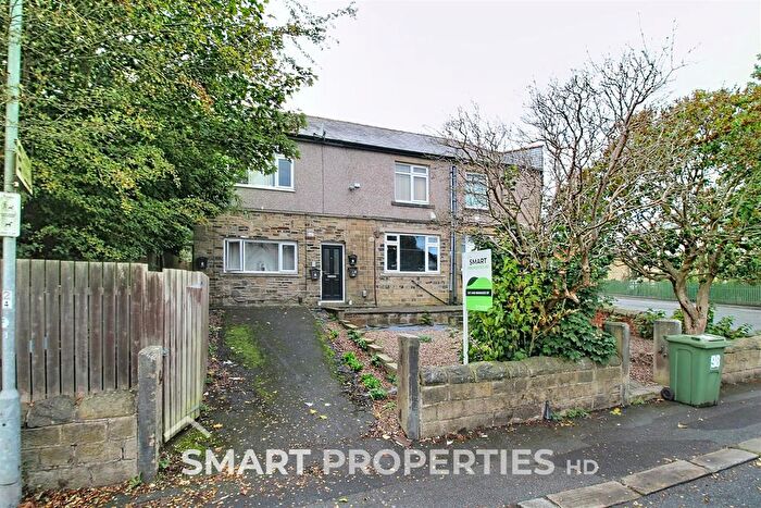 1 Bedroom Flat To Rent In Dryclough Road, Huddersfield, HD4