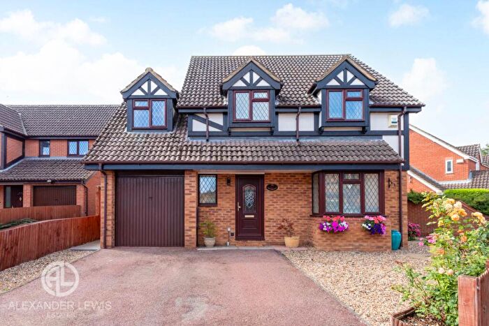 4 Bedroom Detached House For Sale In Ramerick Gardens, Arlesey, SG15