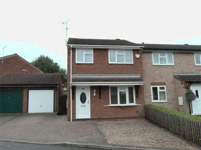 3 Bedroom Semi-Detached House To Rent In Lutterworth, LE17