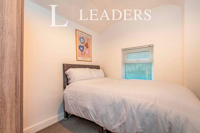 1 Bedroom Terraced House To Rent In Bury Road, Bolton, Greater Manchester, BL2