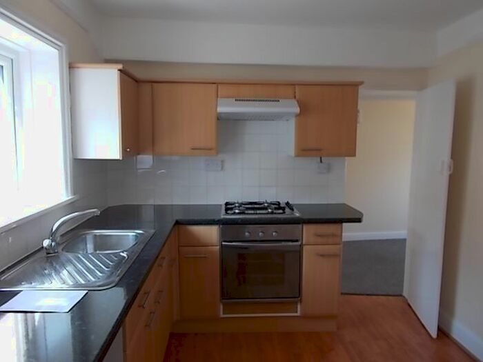 2 Bedroom Flat To Rent In Tower Street, Exmouth, EX8