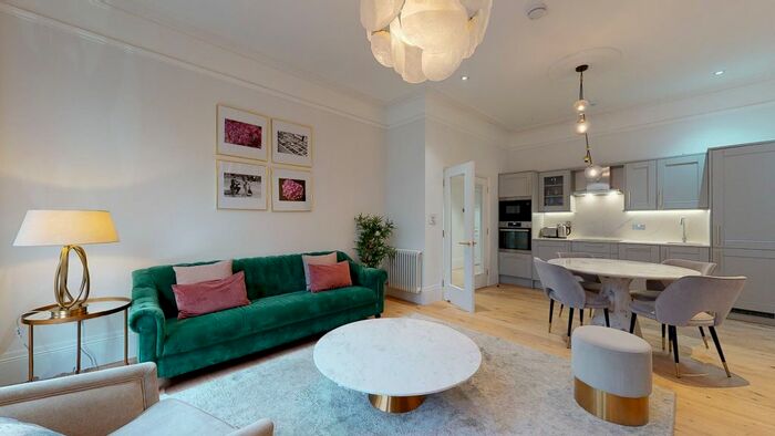 2 Bedroom Flat To Rent In Cromwell Road, London, SW7