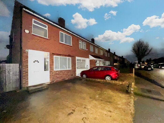 3 Bedroom Terraced House To Rent In Granville Road, Hayes, UB3